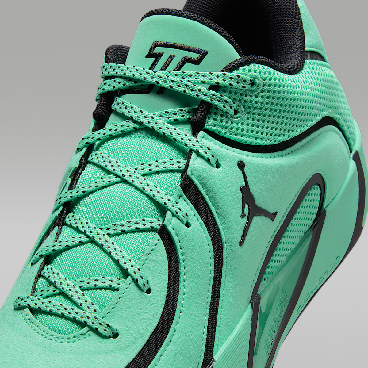 Tatum 4 Basketball Sneakers