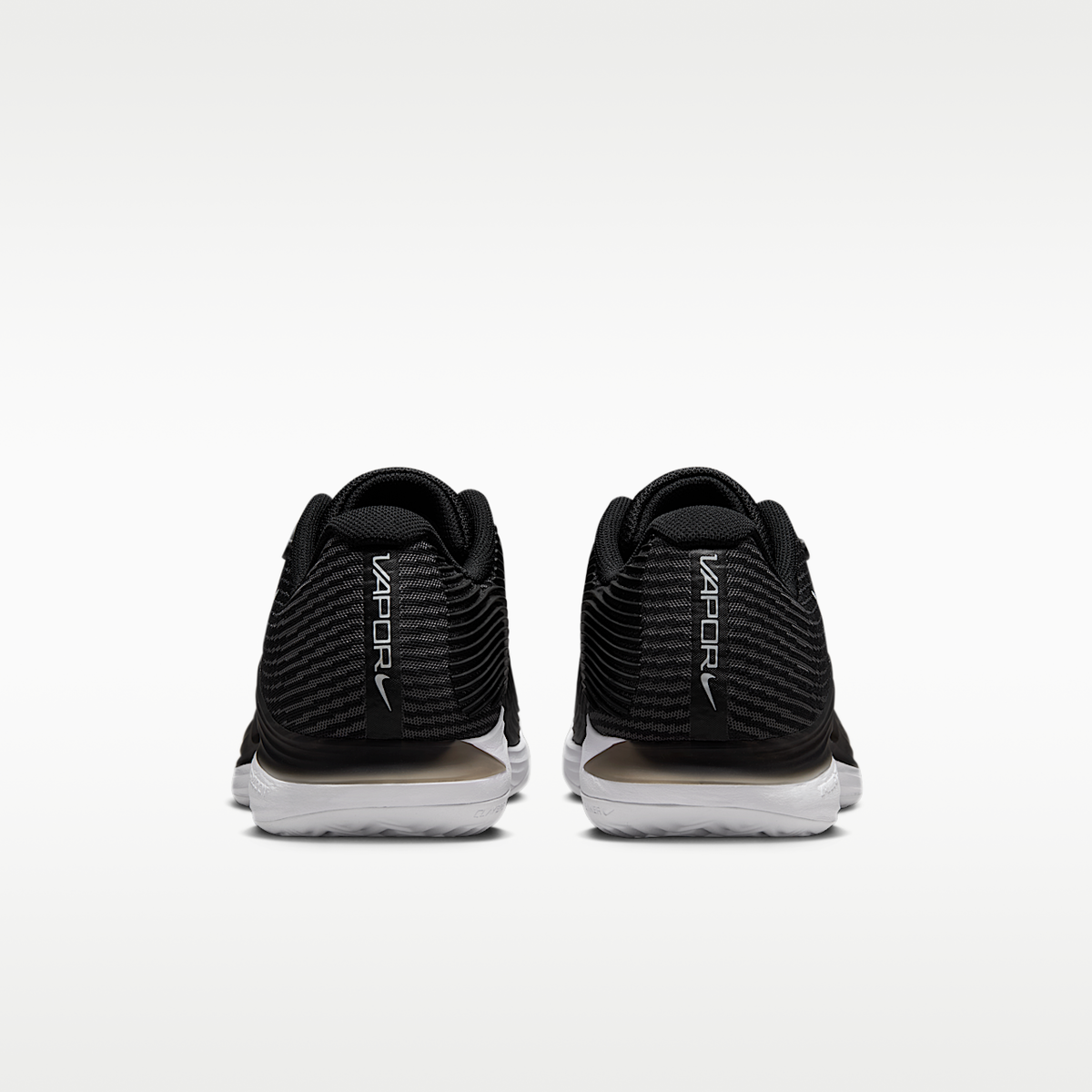 Vapor 12 Men's Clay Court Tennis Sneakers