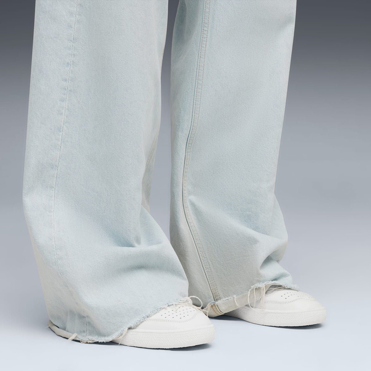 Majesty Sneakers Sneakers