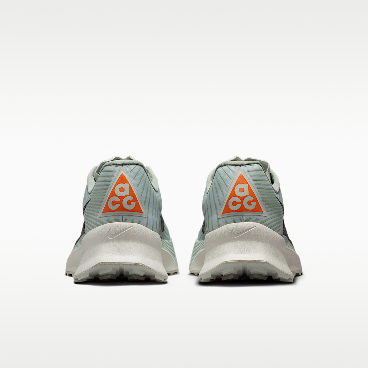 ACG Ultrafly Trail Trail Racing Sneakers