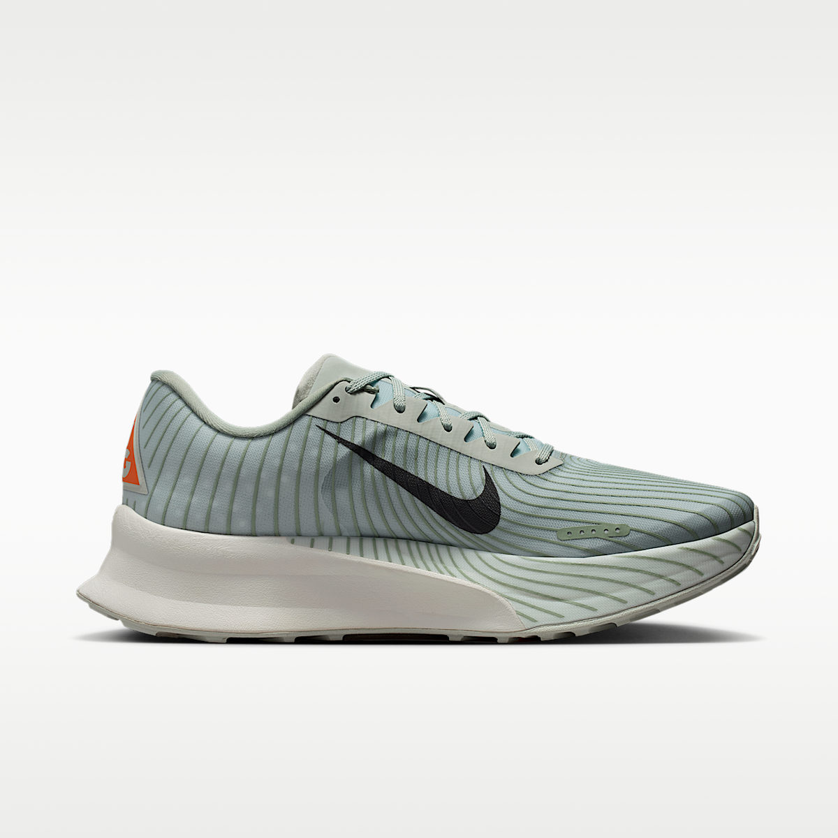 ACG Ultrafly Trail Trail Racing Sneakers
