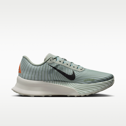 ACG Ultrafly Trail Trail Racing Sneakers
