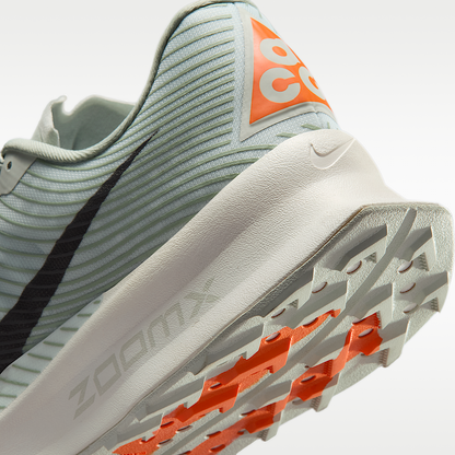 ACG Ultrafly Trail Trail Racing Sneakers