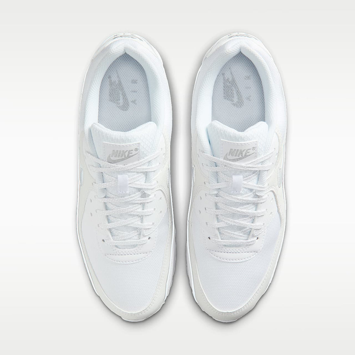 Air Max 90 Premium Shoes with Reflective Accents