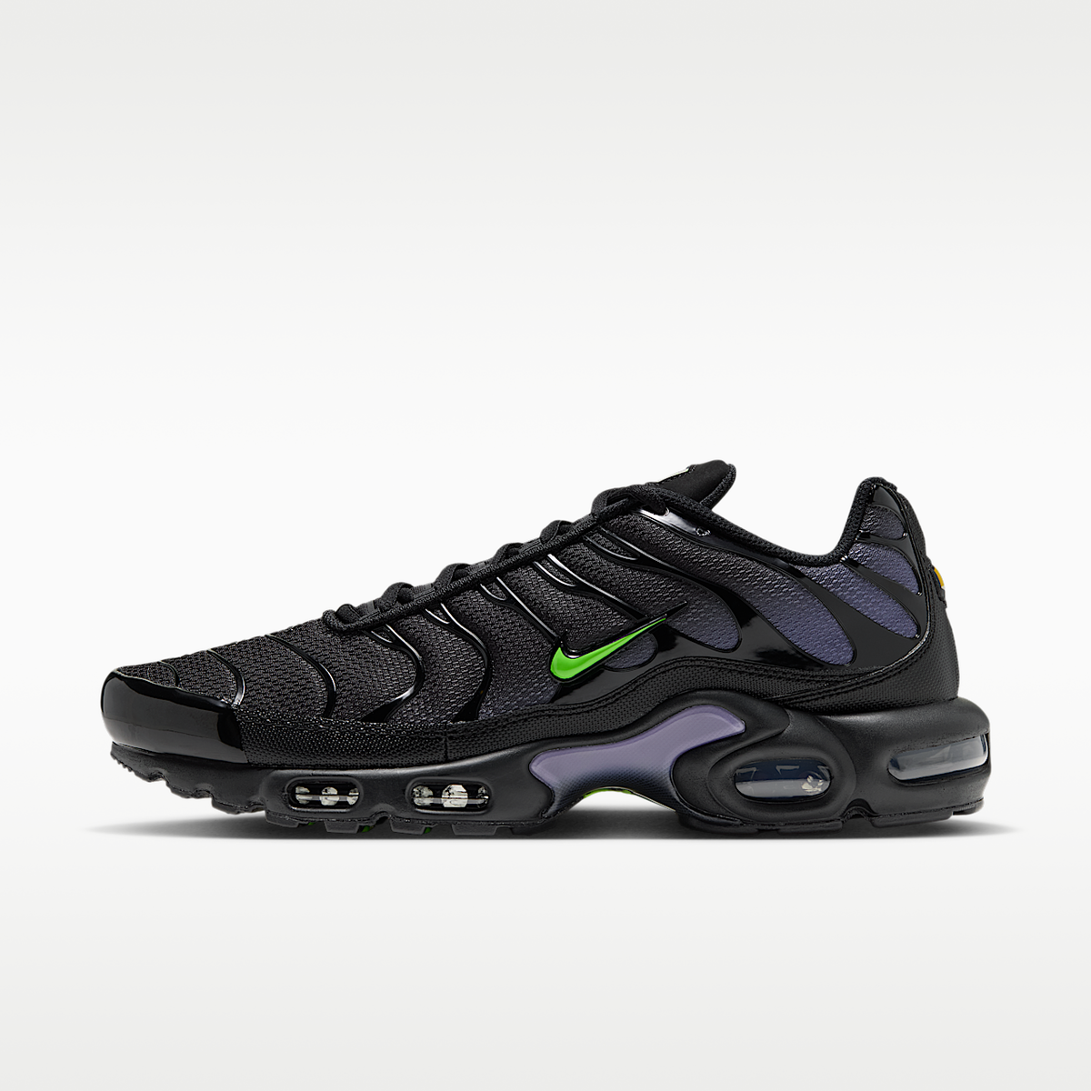 Nike Air Max Plus Men's Shoes DM0032-046