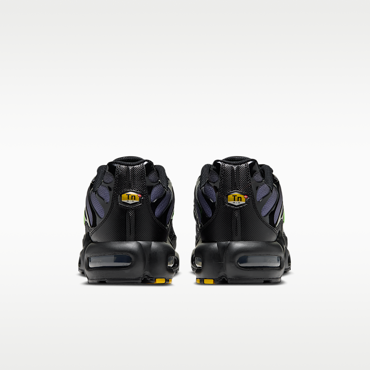 Nike Air Max Plus Men's Shoes DM0032-046