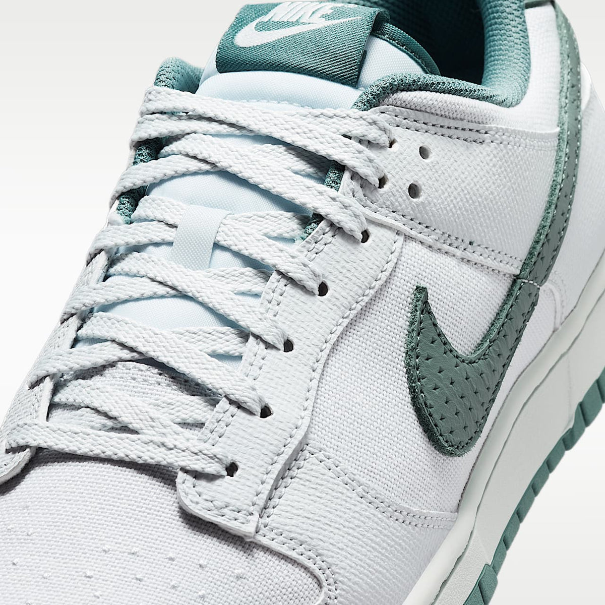 Dunk Low Retro Shoes