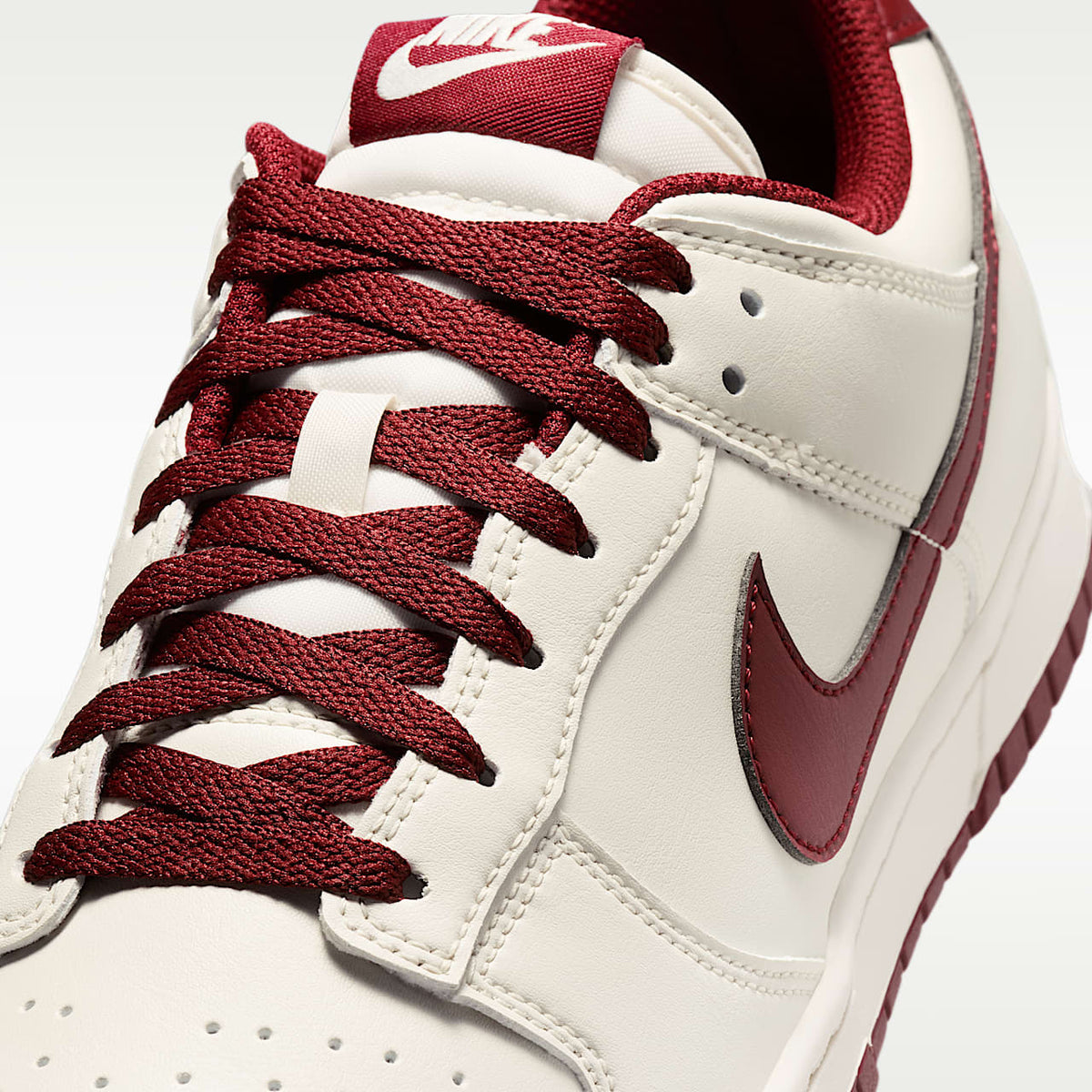 Dunk Low Retro Shoes