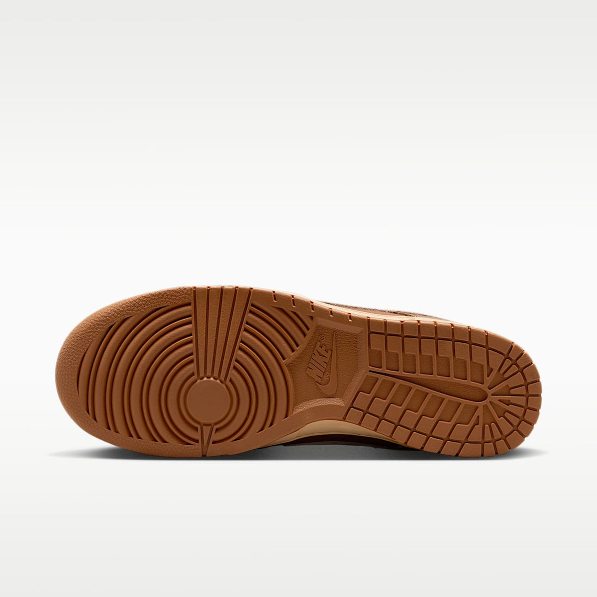 Dunk Low Retro Sneakers