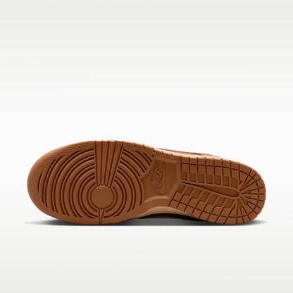 Dunk Low Retro Sneakers