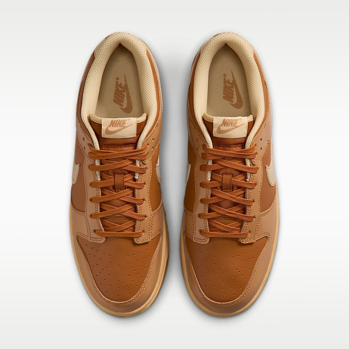 Dunk Low Retro Sneakers