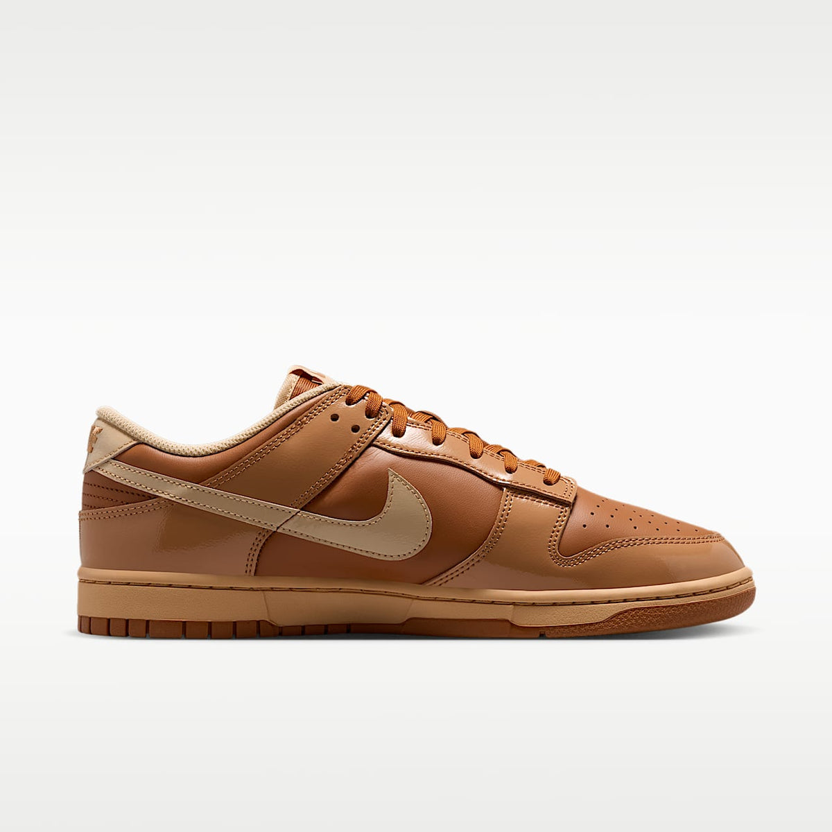 Dunk Low Retro Sneakers