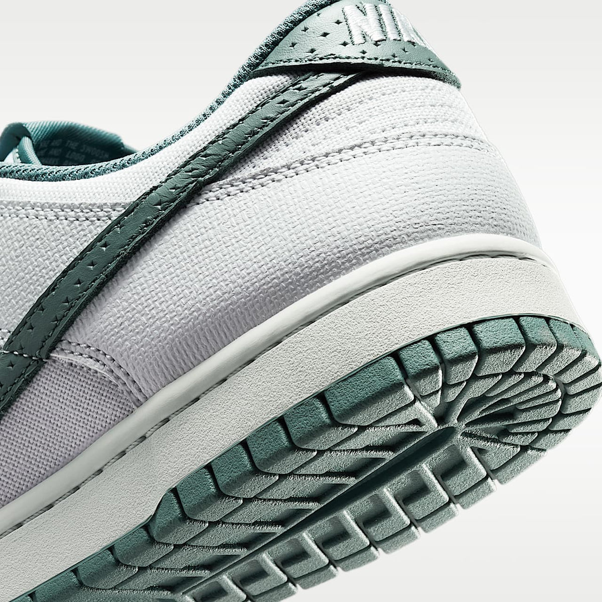 Dunk Low Retro Shoes
