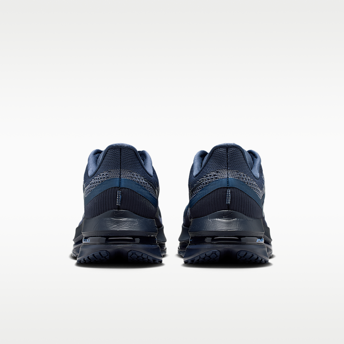 Pegasus Premium Men's Road Running Sneakers
