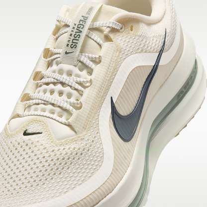 Pegasus Premium Men's Road Running Sneakers