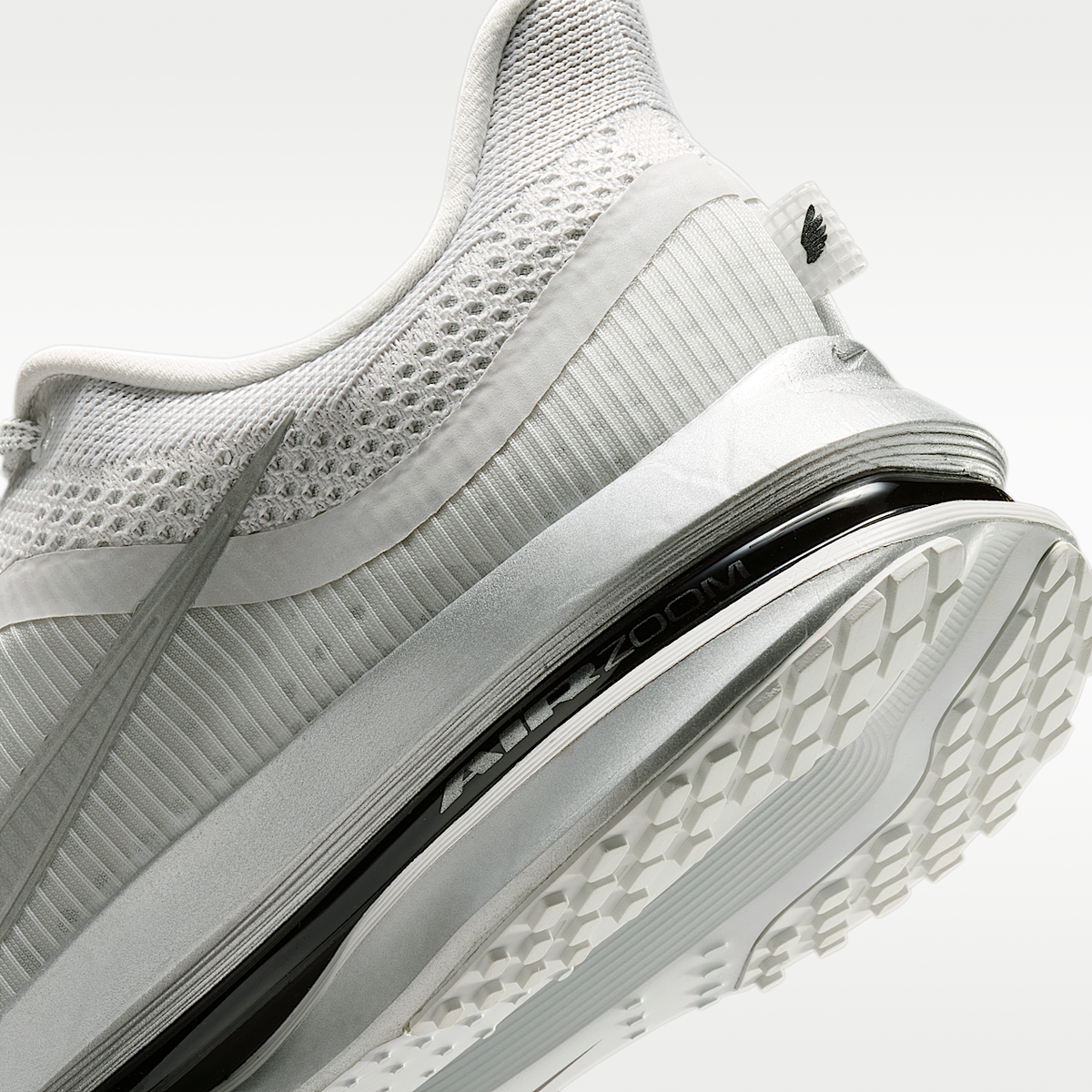 Pegasus Premium Men's Road Running Sneakers