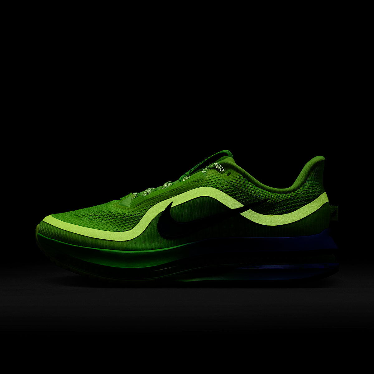 Pegasus Premium Men's Road Running Sneakers
