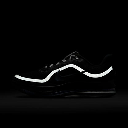 Pegasus Premium Men's Road Running Sneakers
