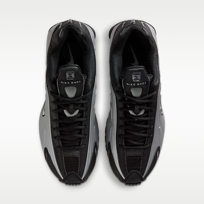 Shox R4 Sneakers