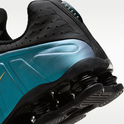 Shox R4 Shoes