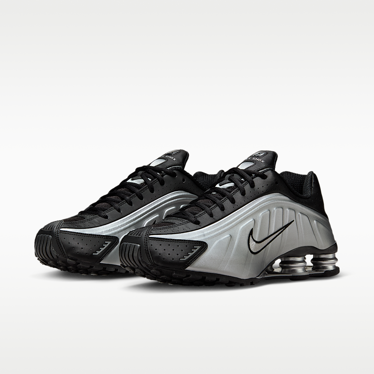Shox R4 Sneakers