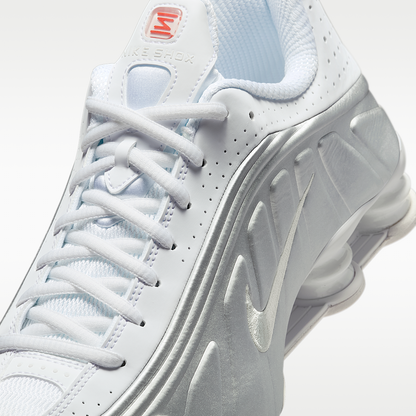 Shox R4 Shoes