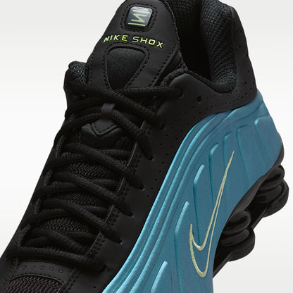 Shox R4 Shoes