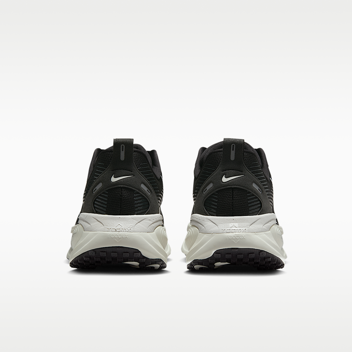 Vomero 18 Road Running Shoes