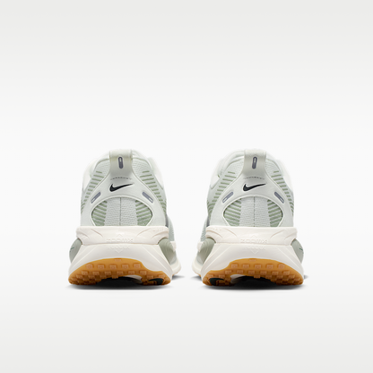 Vomero 18 Road Running Shoes