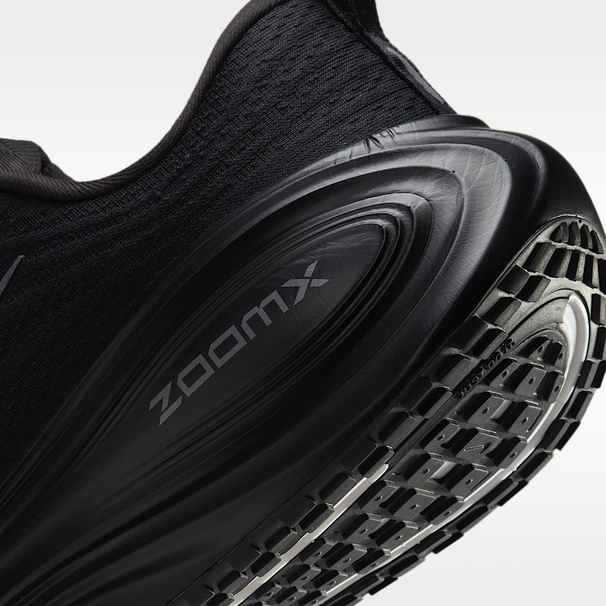 Vomero Plus Road Running Shoes