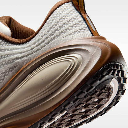 Vomero Plus Road Running Shoes