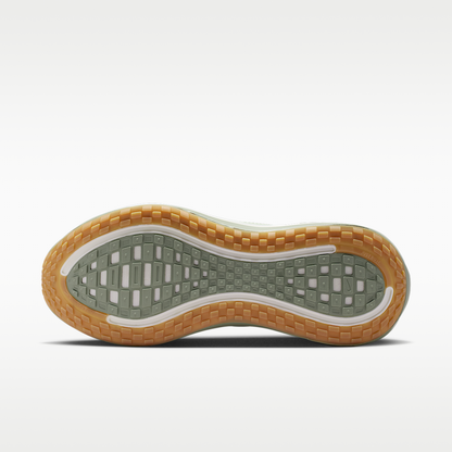 Vomero Plus Road Running Shoes
