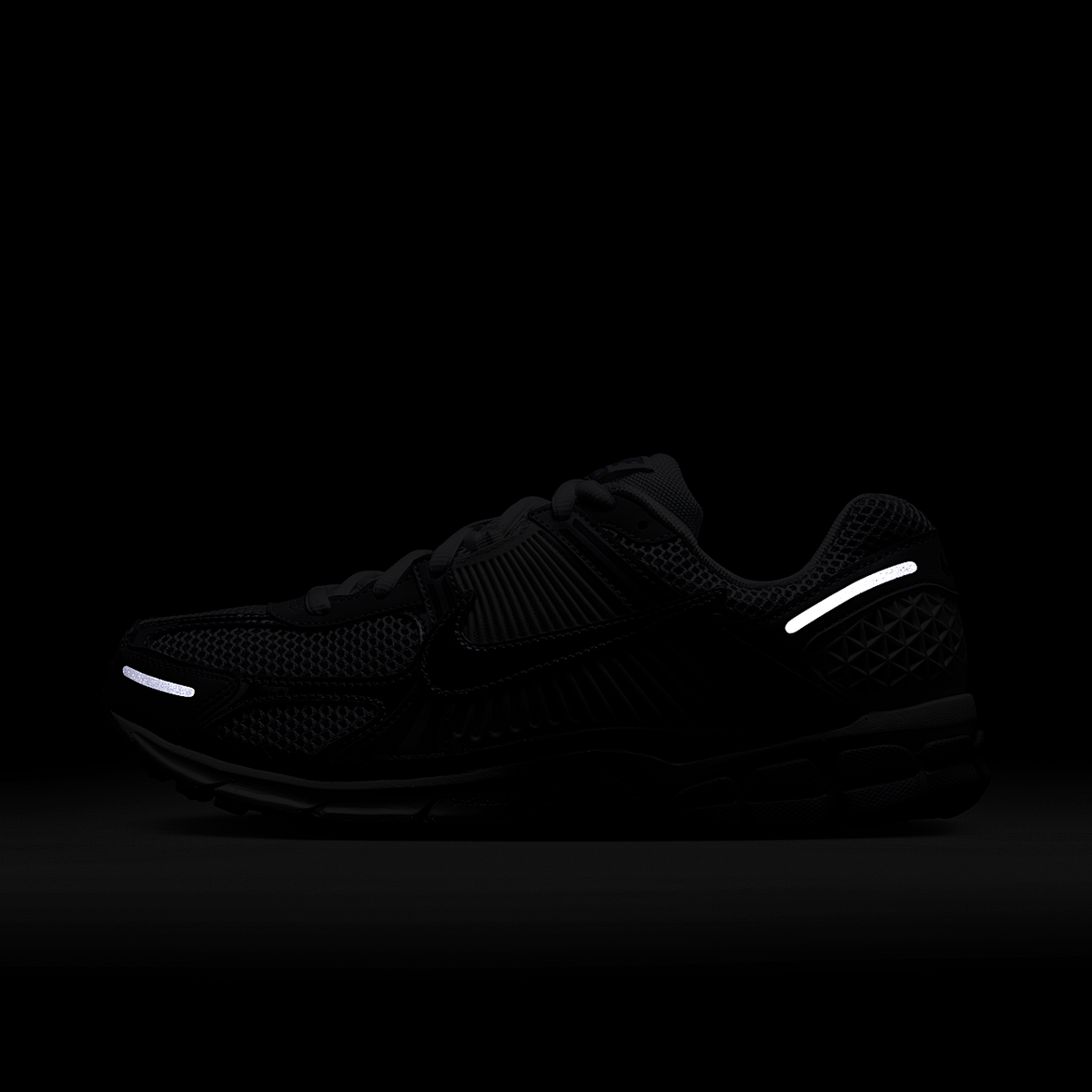 Nike Zoom Vomero 5 SE SP Men's Shoes IM2219-121