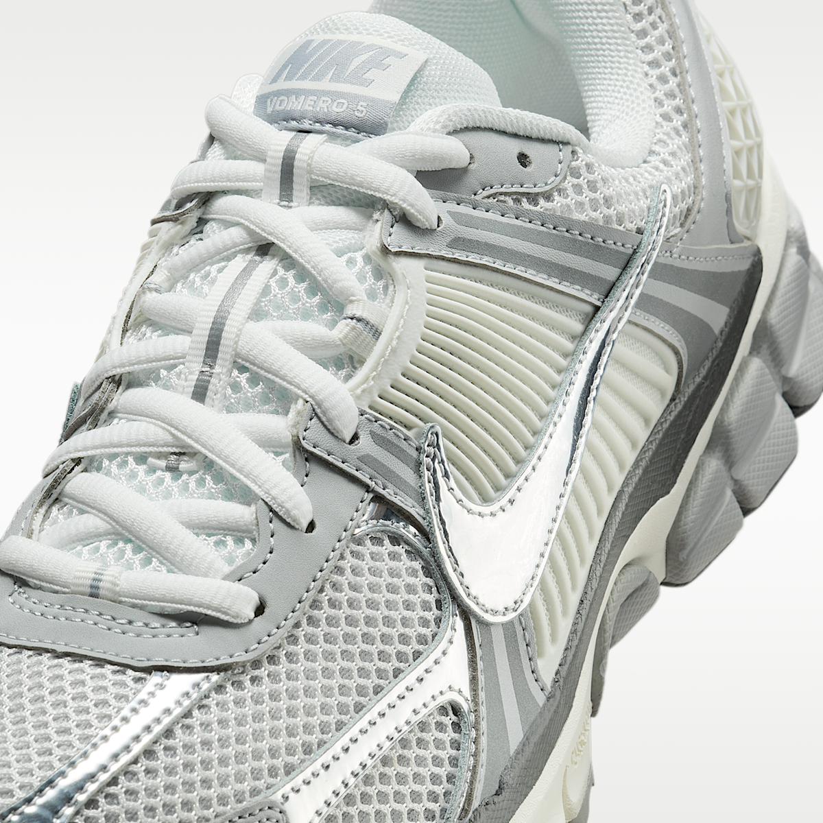 Nike Zoom Vomero 5 SE SP Men's Shoes IM2219-121