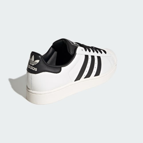 Superstar II Sneakers