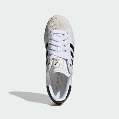 Superstar II Sneakers