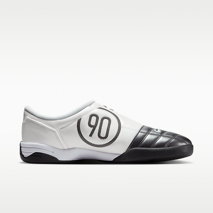 Total 90 Sneakers