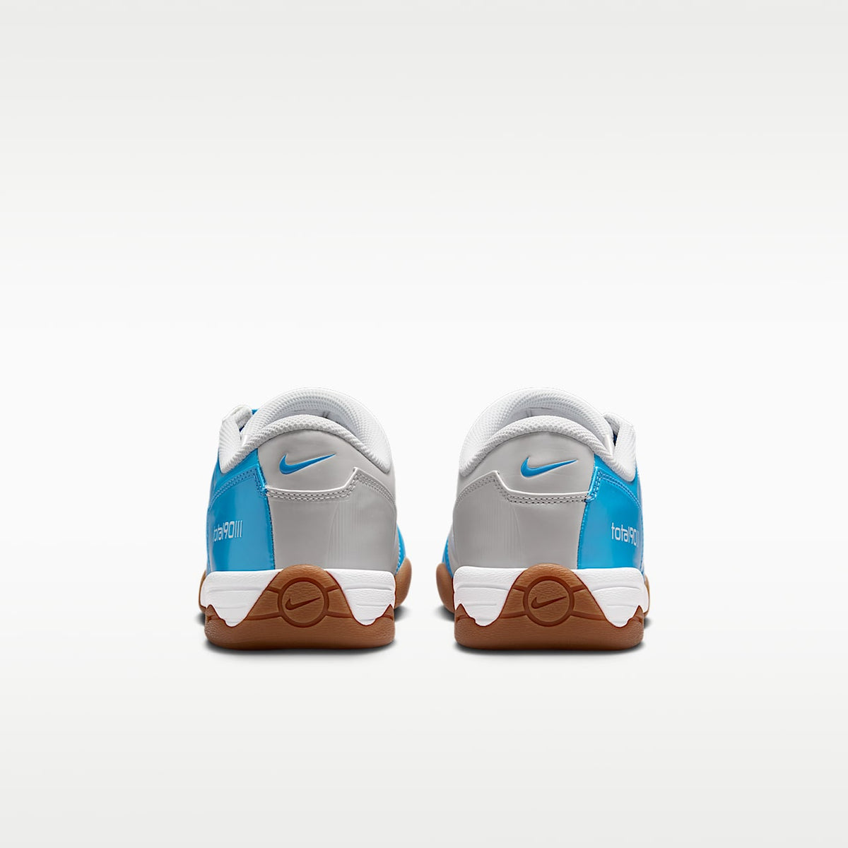 Total 90 Sneakers