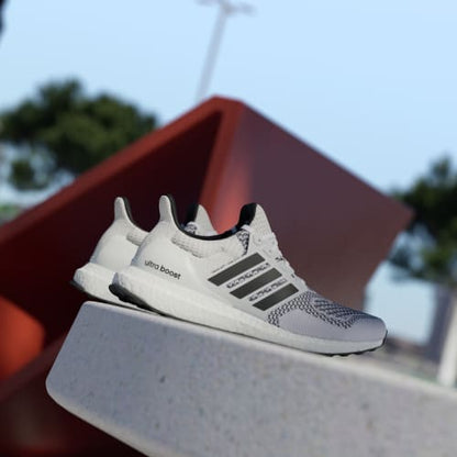ULTRABOOST 1.0 SHOES Sneakers