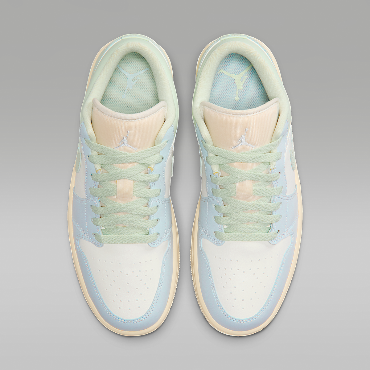 Air Jordan 1 Low Shoes