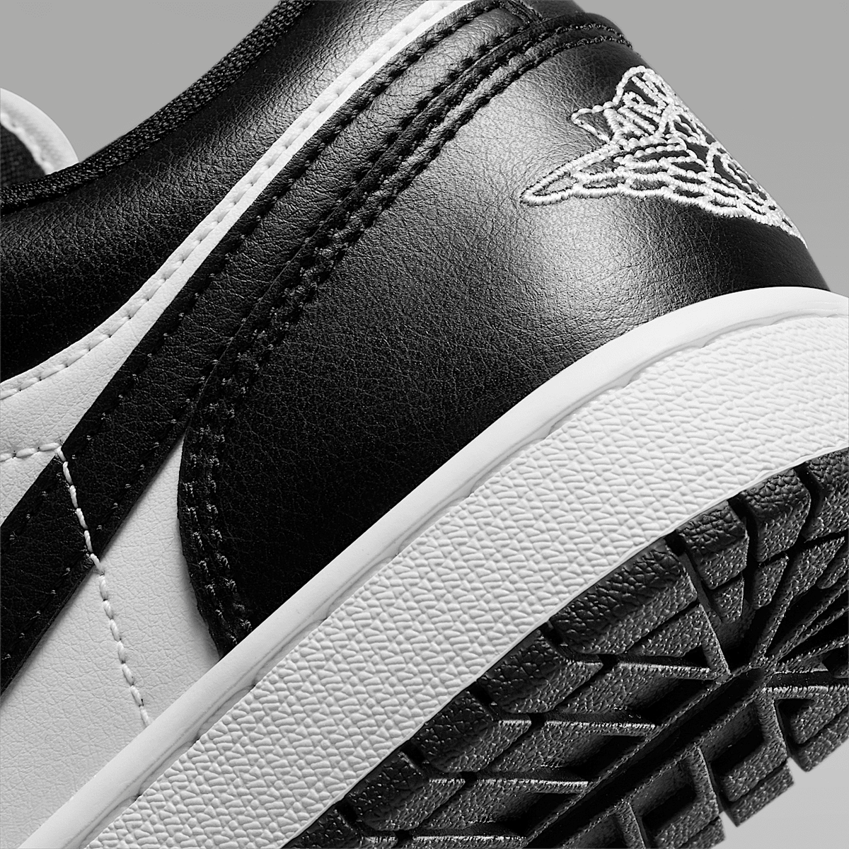 Air Jordan 1 Low Shoes