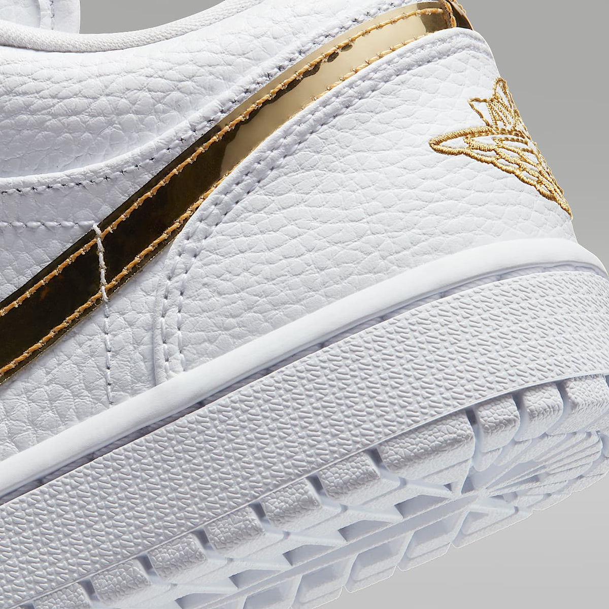 Air Jordan 1 Low SE Shoes