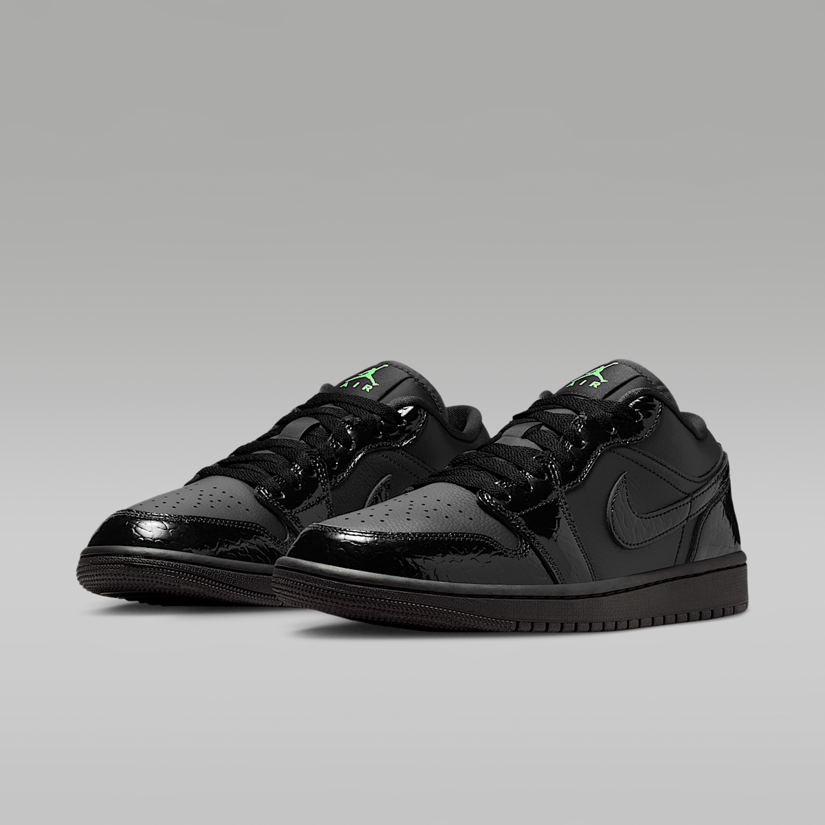 Air 1 Low SE Sneakers
