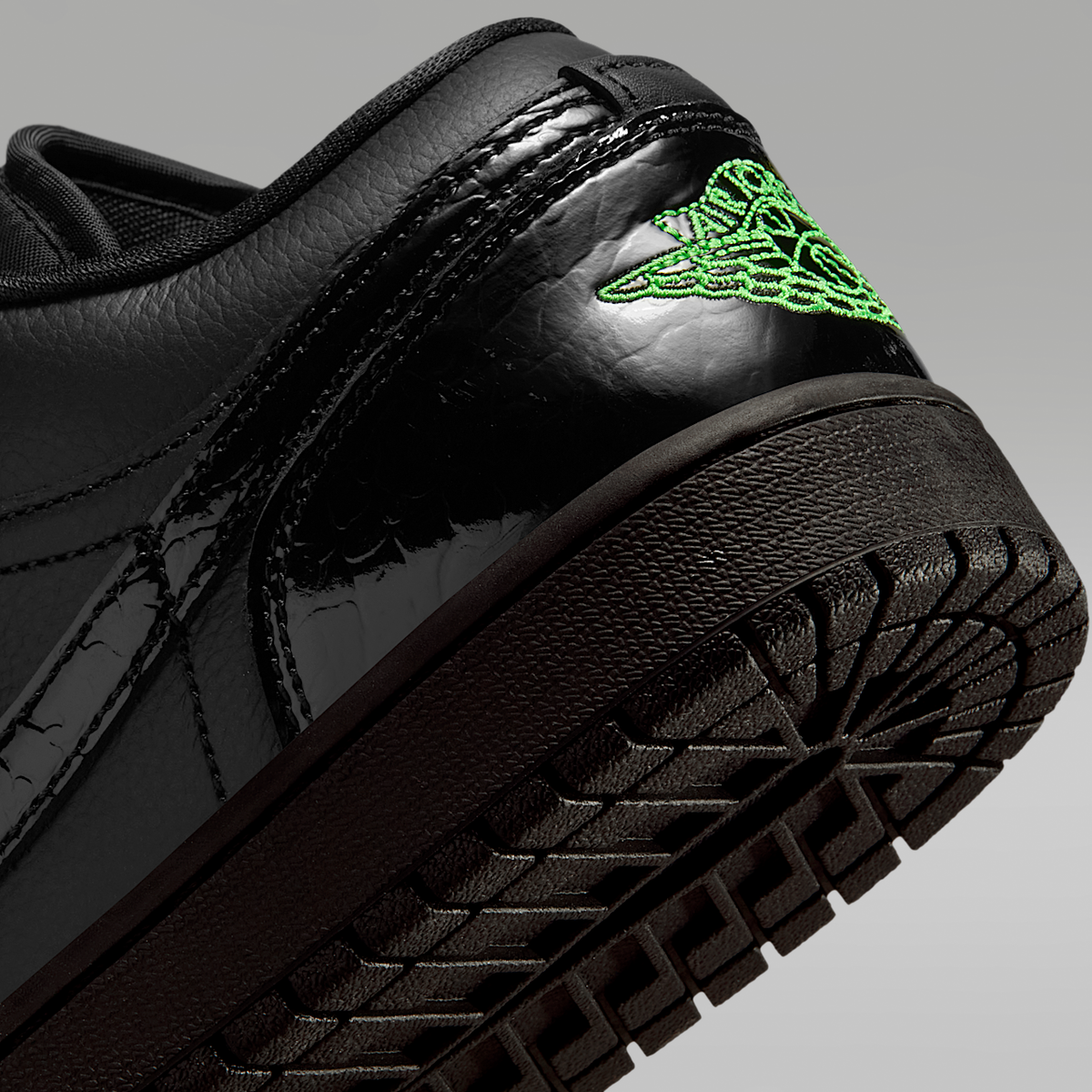 Air 1 Low SE Sneakers