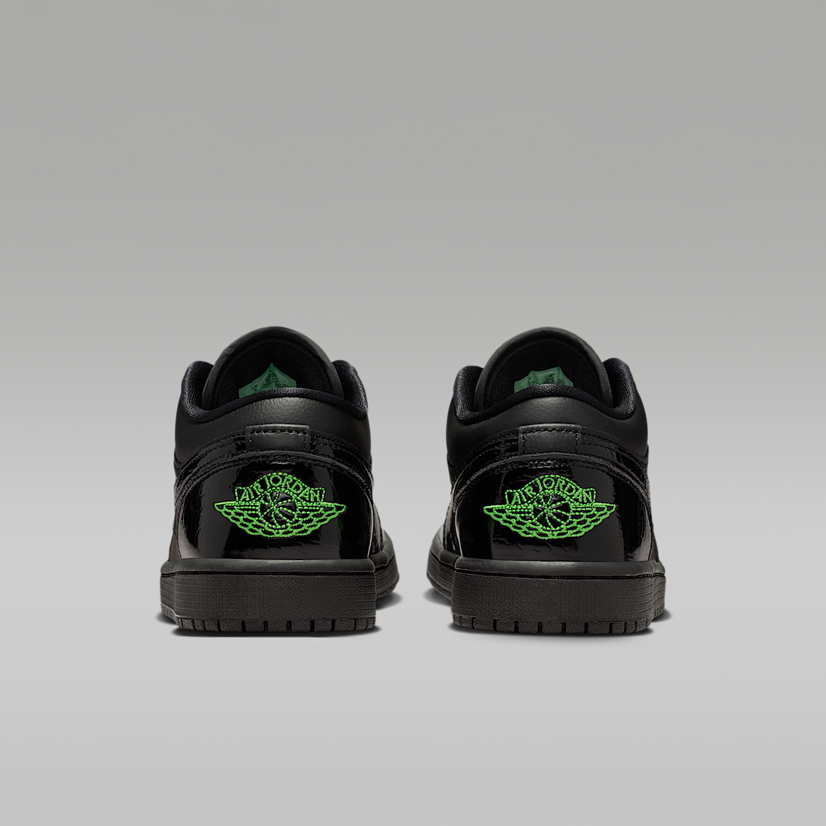 Air 1 Low SE Sneakers