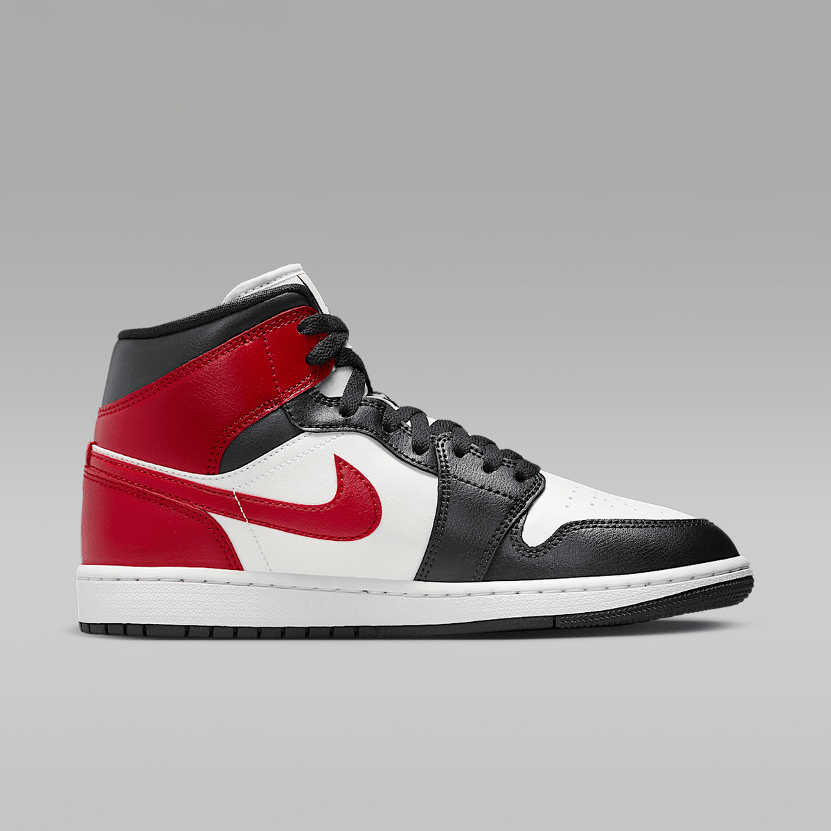 Air Jordan 1 Mid Shoes