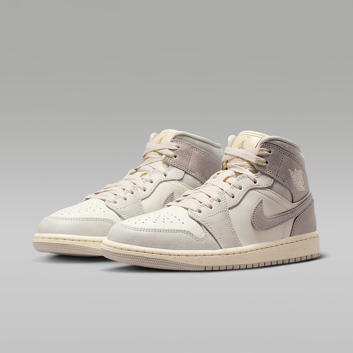 Air 1 Mid SE Shoes
