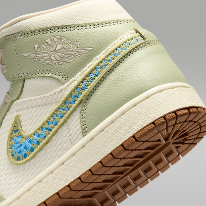 Air Jordan 1 Mid SE Shoes