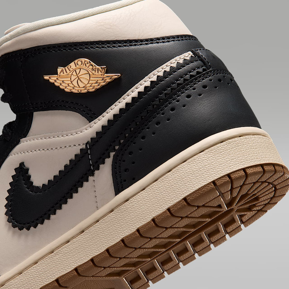 Air 1 Mid SE Shoes
