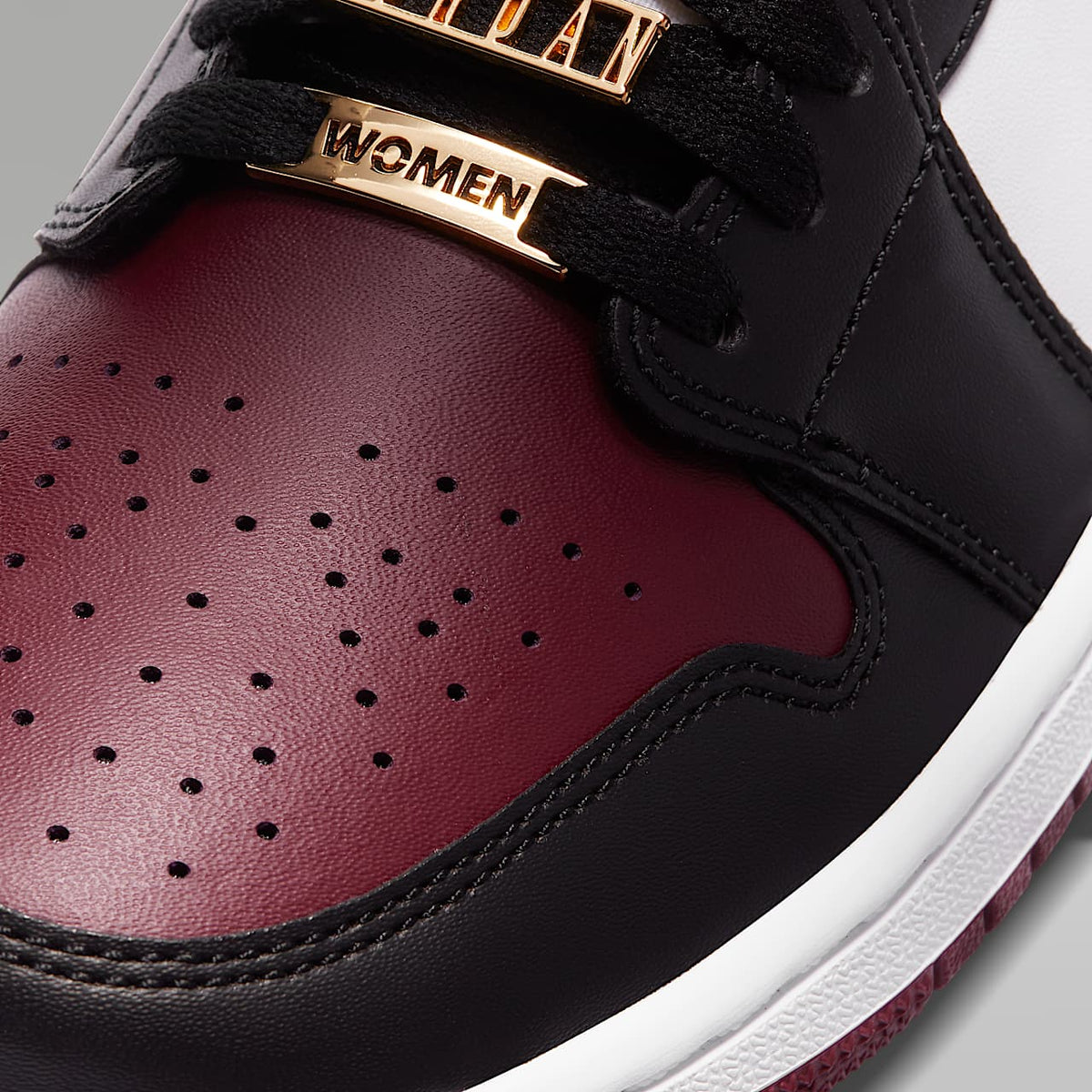 Air 1 Mid SE Sneakers